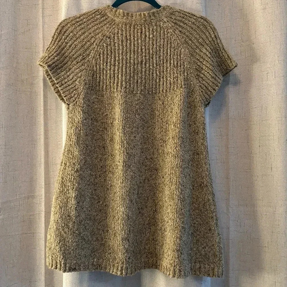 Charter Club 3 button cardigan sweater. Size M. Cap sleeves. Light browns. - Picture 2 of 7